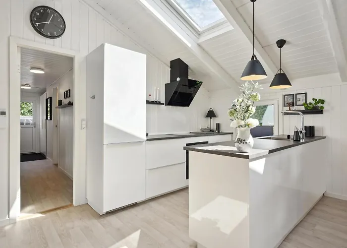 Dom wakacyjny Amazing In With Kitchen Tarm